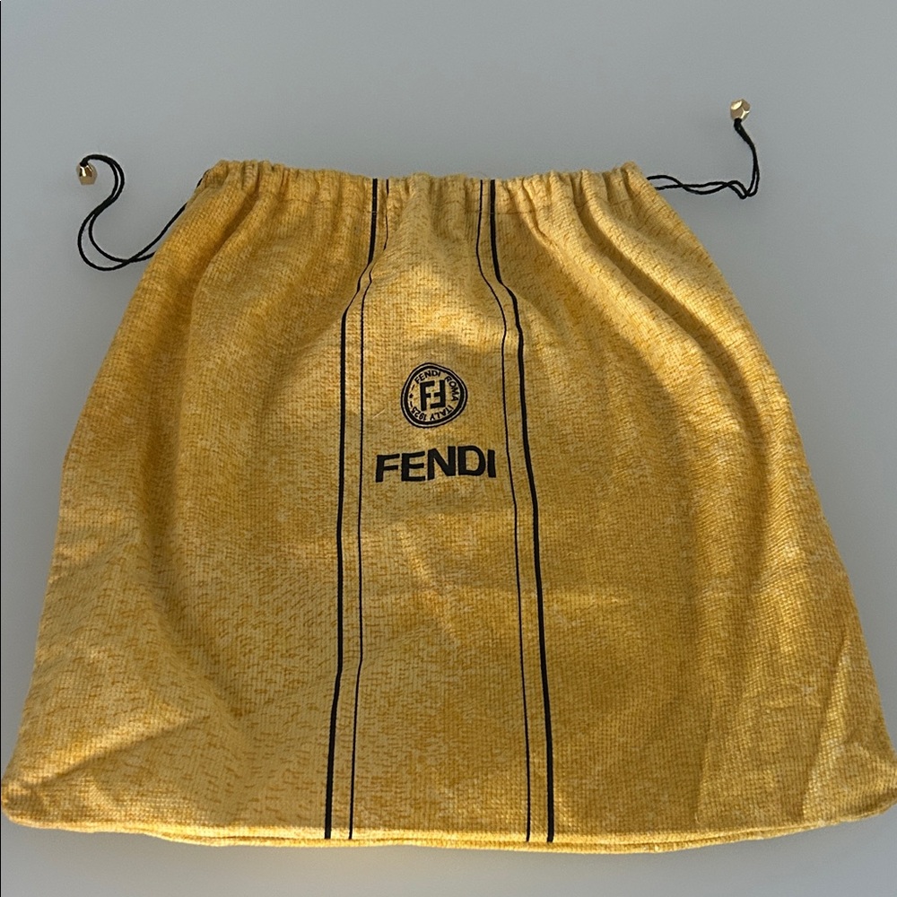 Fendi Yellow Dust Bag - Picture 3 of 3